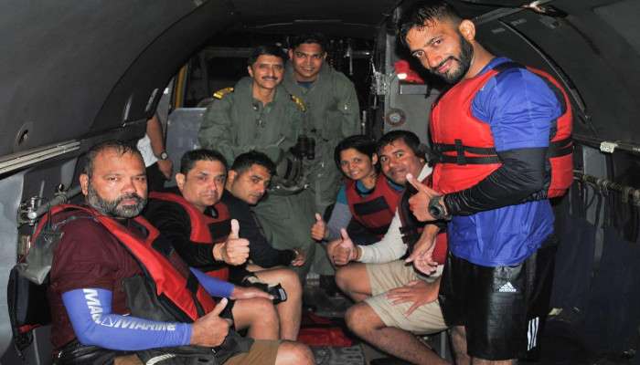 https://indiannavy.nic.in/Naval%20Helicopter%20Carries%20Out%20Successful%20Search%20and%20Rescue%20at%20Mumbai