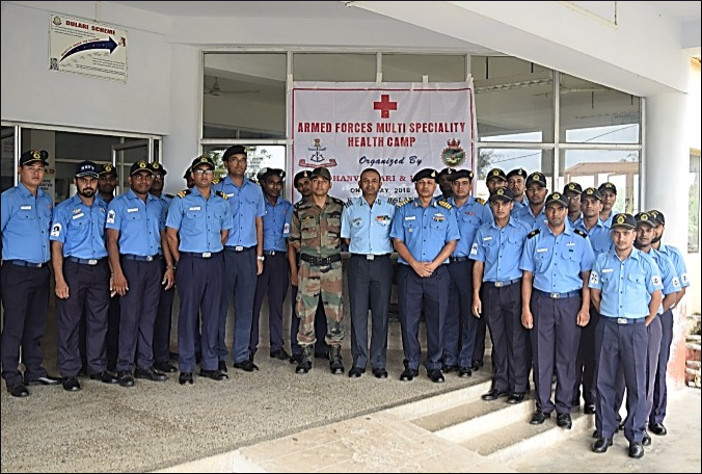 कमोर्टा और 37 विंग कार्निक में भारतीय नौसेना द्वारा आयोजित बहु विशिष्ट स्वास्थ्य शिविर