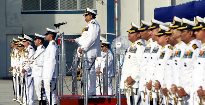 Vice Admiral Anil Chopra addressing to the personnel on parade