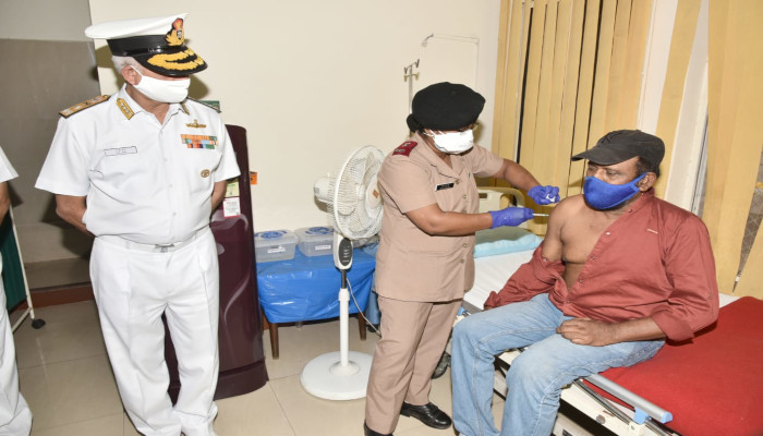 विशाखापत्तनम में भारतीय नौसेना के लिए कोविड़ टीकाकरण शुरू
