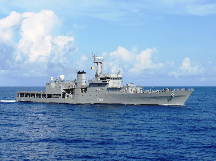 भारतीय नौसेना ने सेशेल्स रक्षा बलों और श्रीलंका नौसेना के सहयोग से श्रीलंकाई मछली पकड़ने वाले जहाज के अपहरण का त्वरित उत्तर दिया