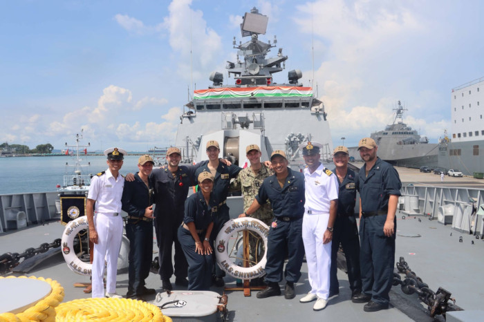 भारतीय नौसेना पोत शिवालिक सिंगापुर से रवाना