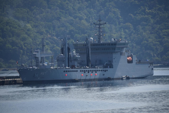 कोटा किनाबालु, मलेशिया की यात्रा पर भारतीय नौसेना के जहाज