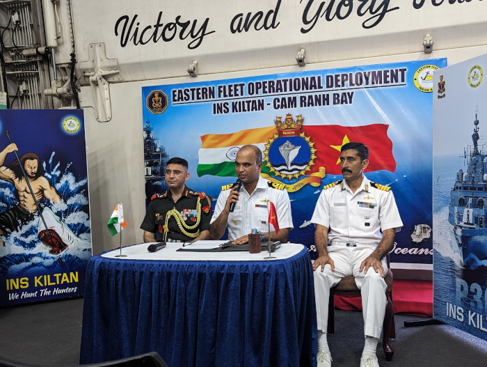 कैम रान्ह खाड़ी, वियतनाम की यात्रा पर भारतीय नौसेना का जहाज किलतान