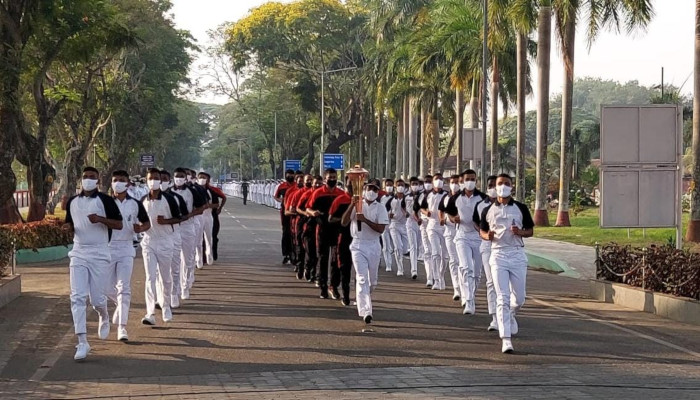दक्षिण नौसेना कमान, कोच्चि में स्वर्णिम विजय मशाल