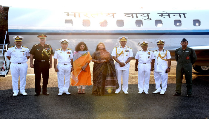 नौसेनाध्यक्ष, बांग्लादेश नौसेना द्वारा दक्षिणी नौसेना कमान का दौरा